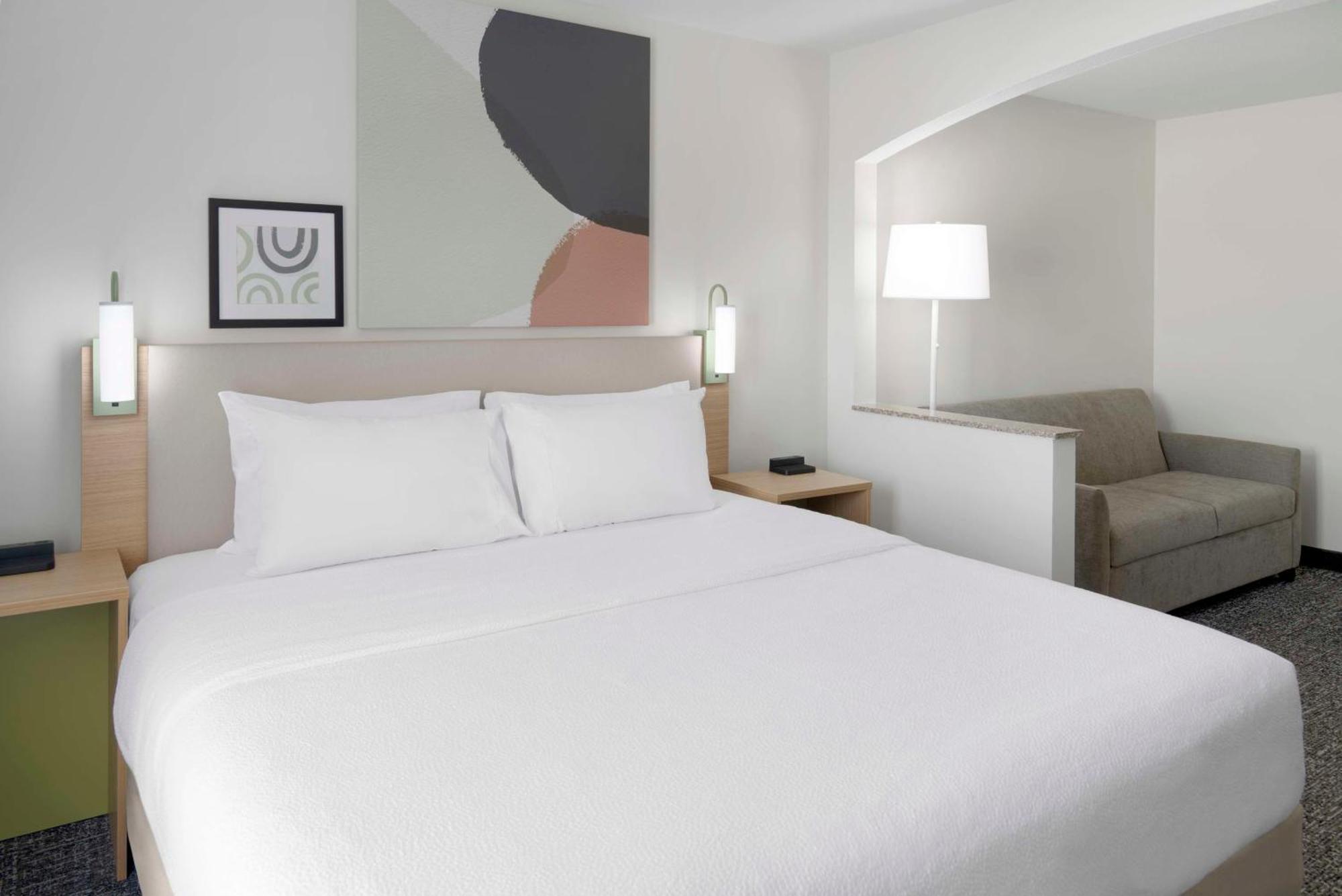 Spark By Hilton Lansing Buitenkant foto